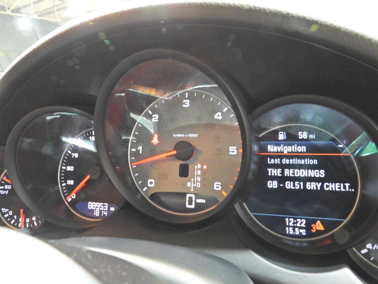 Porsche Cayenne view 24