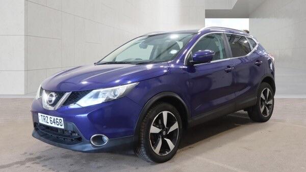 2016 Nissan Qashqai in Blue for sale