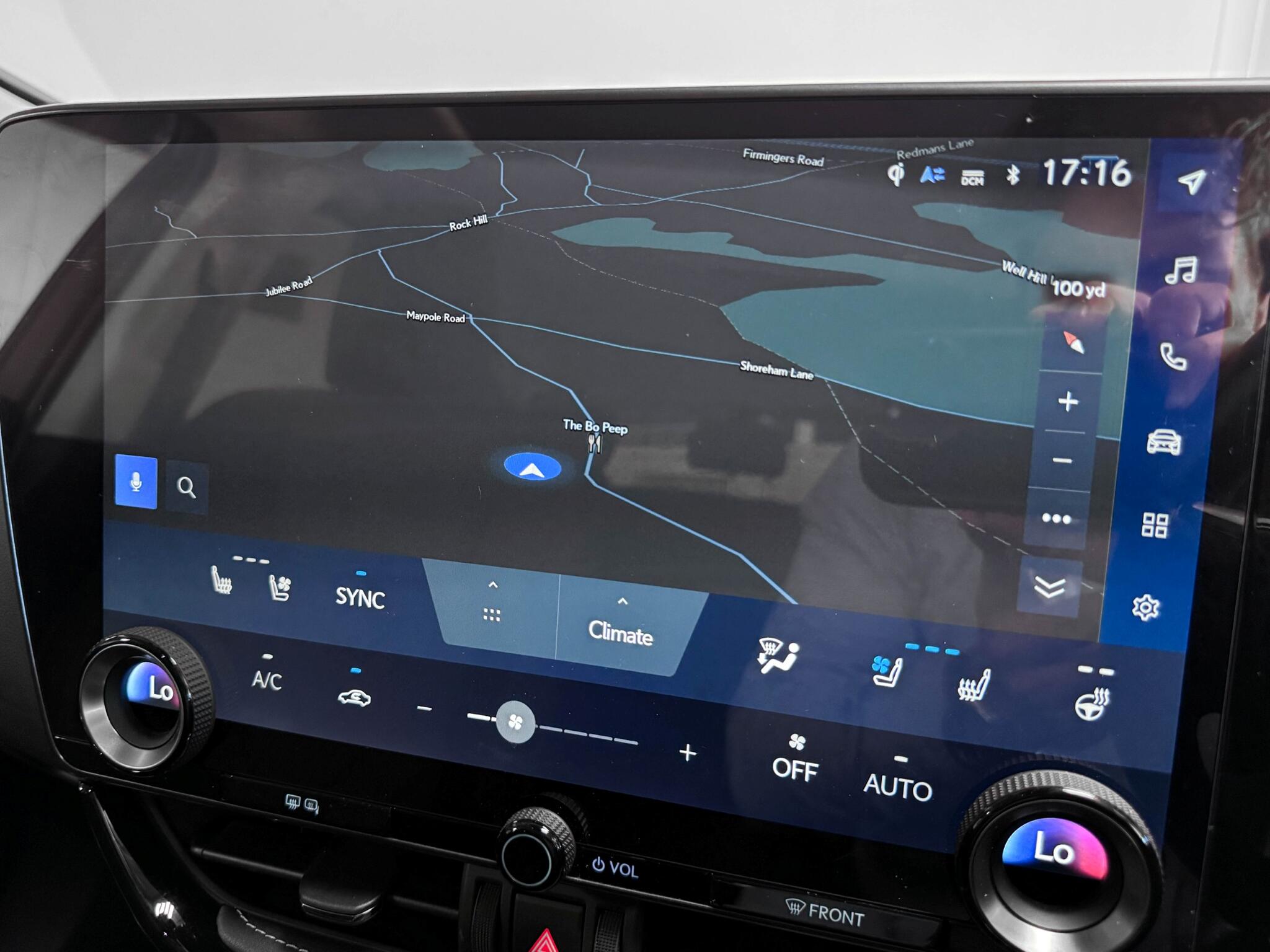 Lexus NX view 42