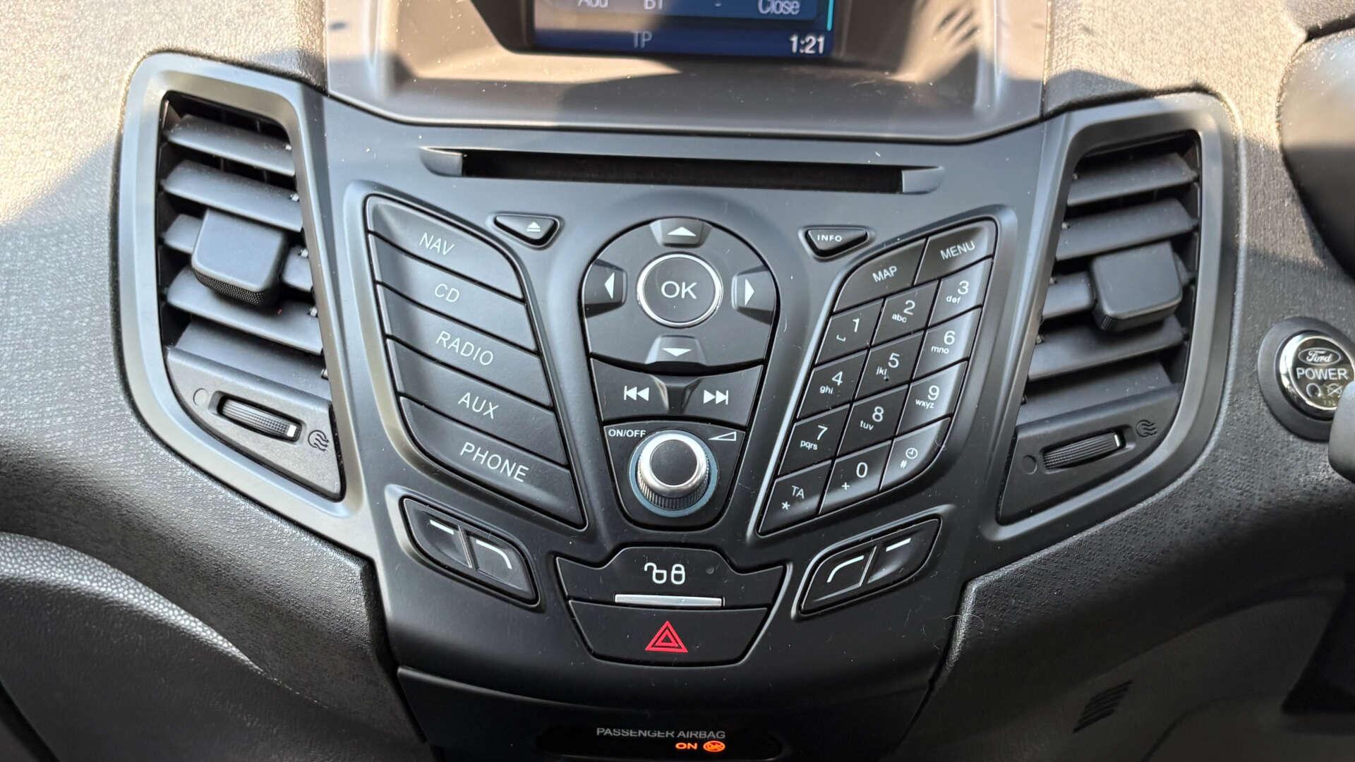 Ford Fiesta view 26