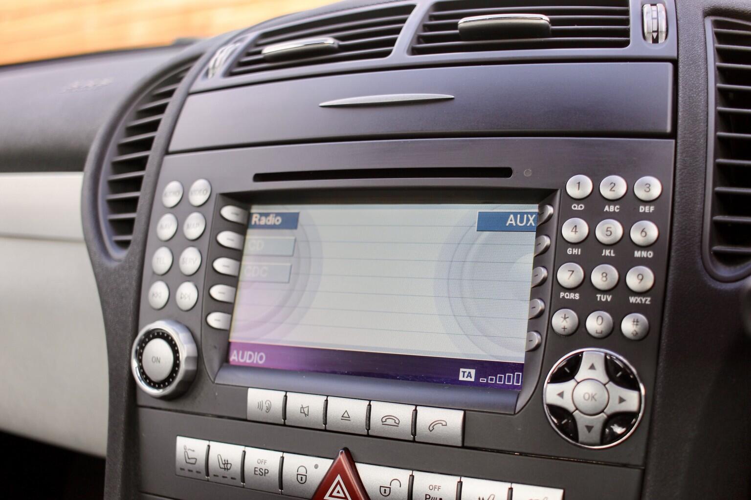 Mercedes-Benz SLK view 16