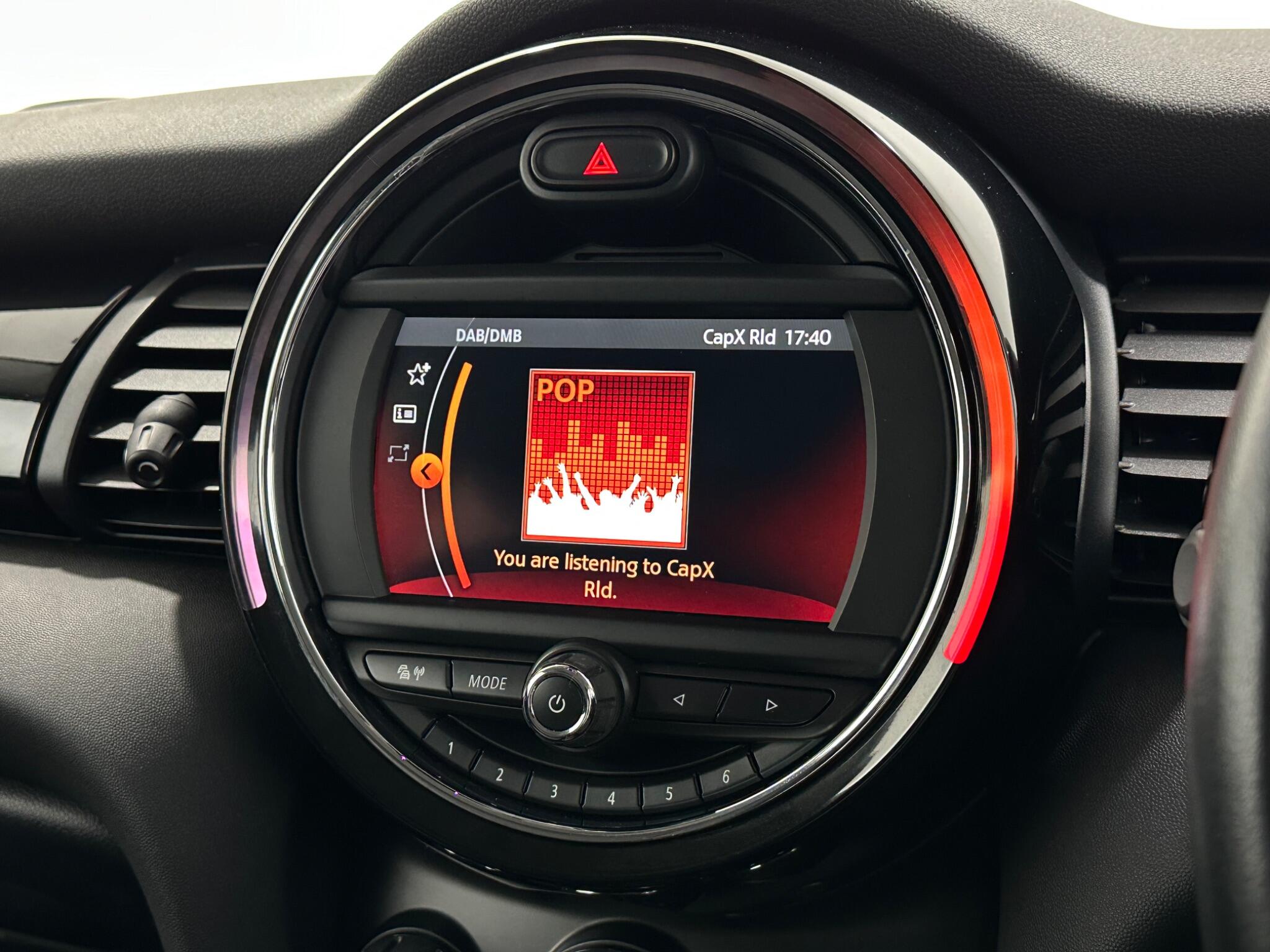 Mini Cooper view 24