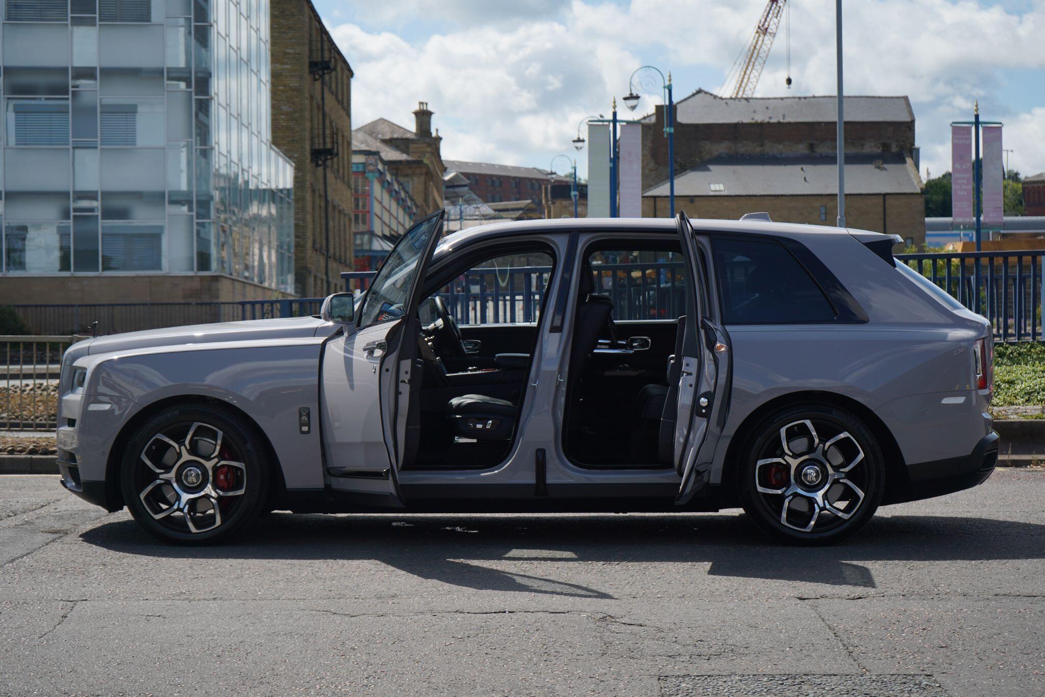 Rolls-Royce Cullinan view 11