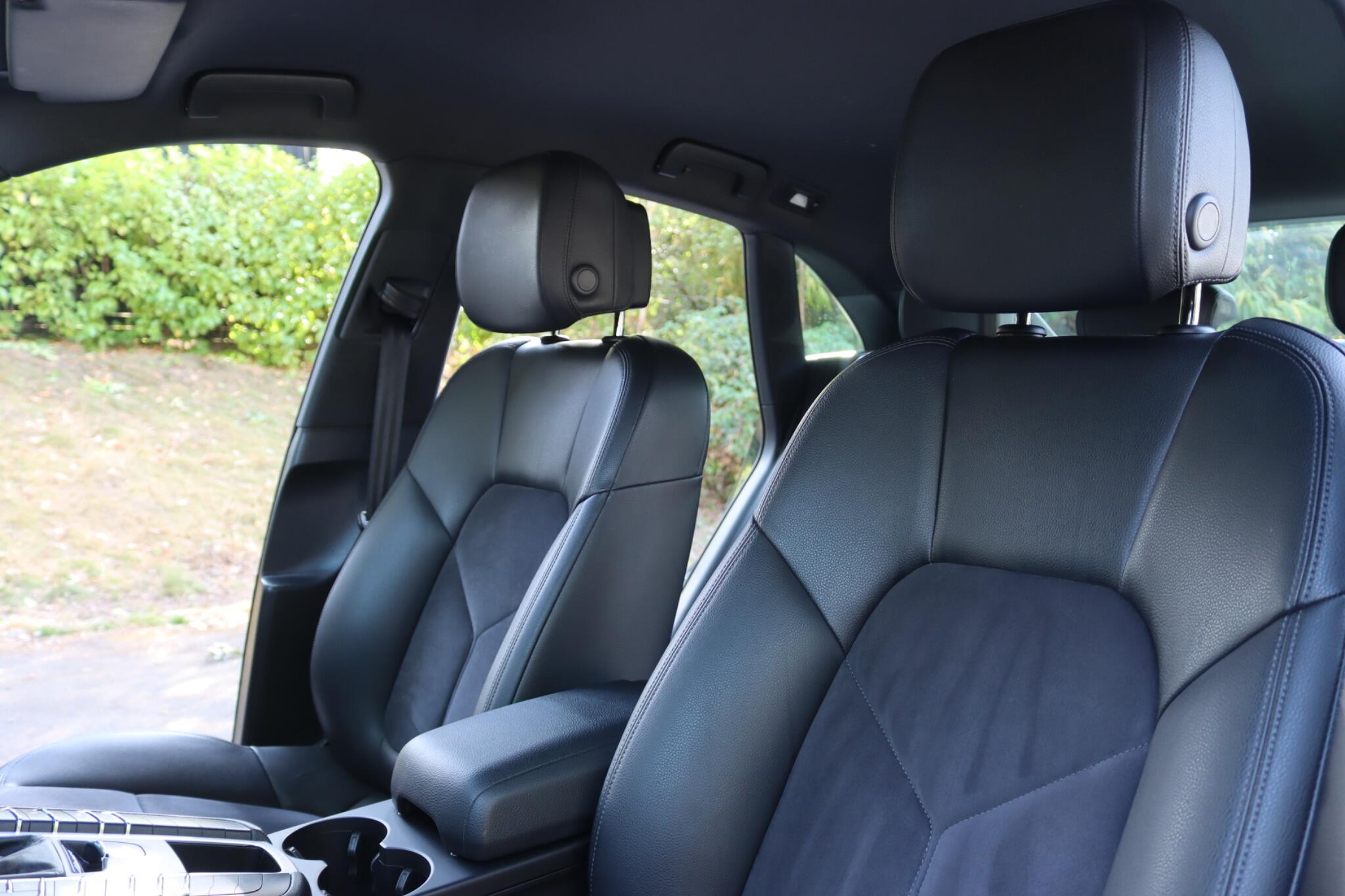 Porsche Macan view 54