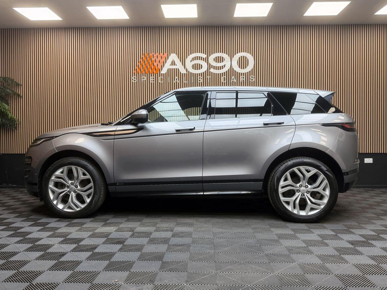 Land Rover Range Rover Evoque view 4