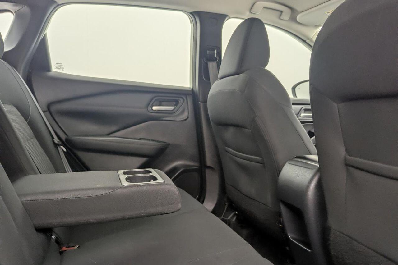 Nissan Qashqai view 18