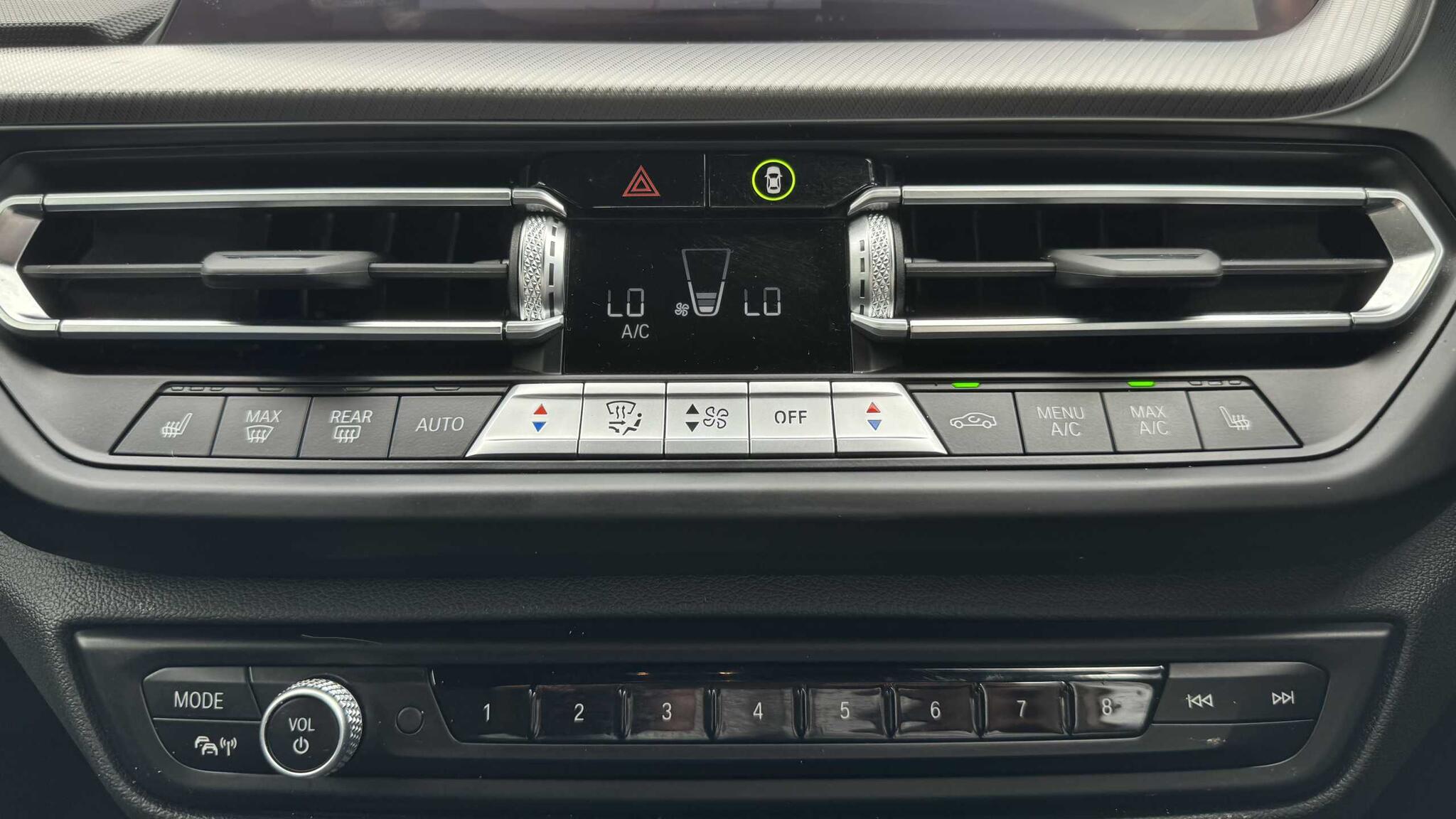 BMW 2 Series view 18