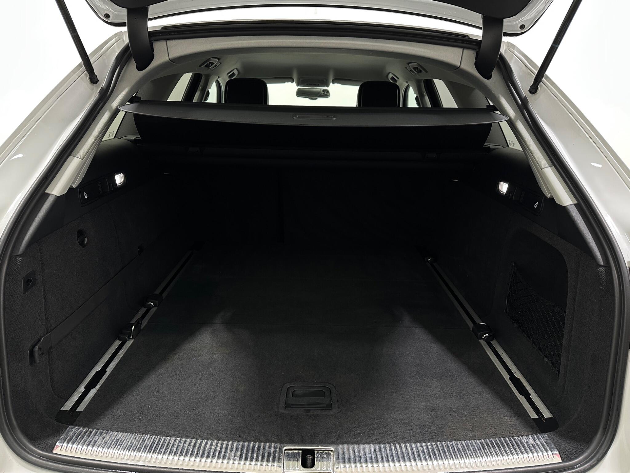 Audi A6 view 47