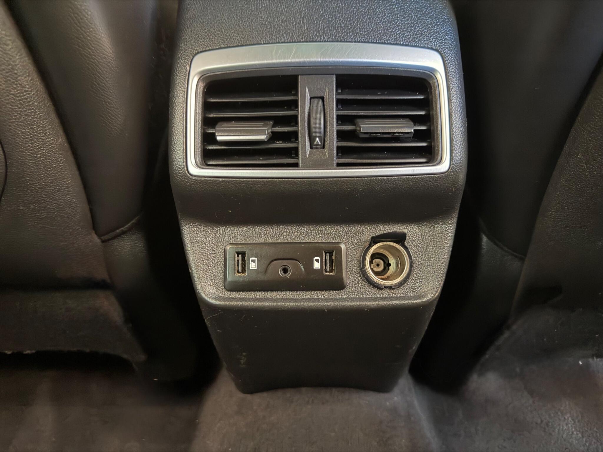 Renault Koleos view 34