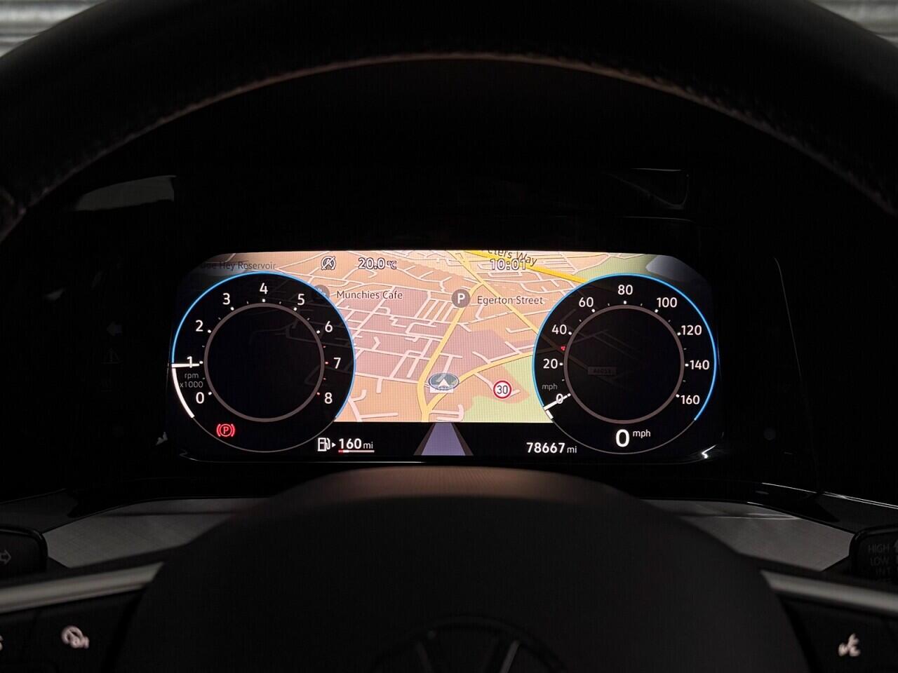 Volkswagen Golf view 5