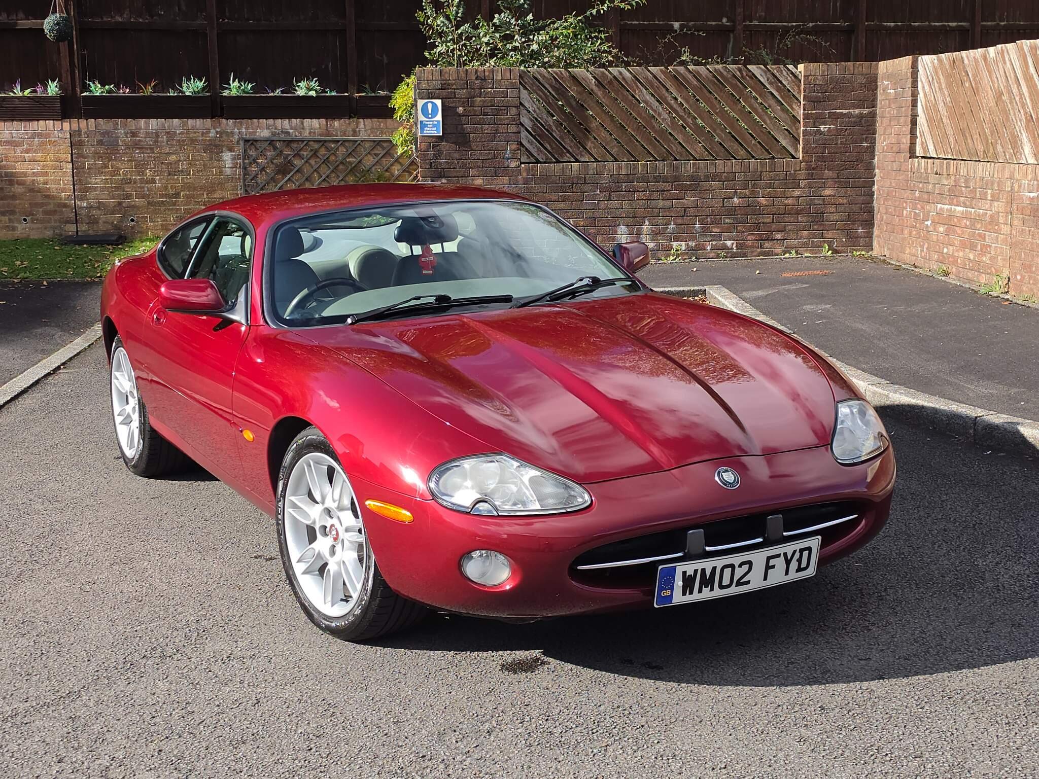 Jaguar XK8