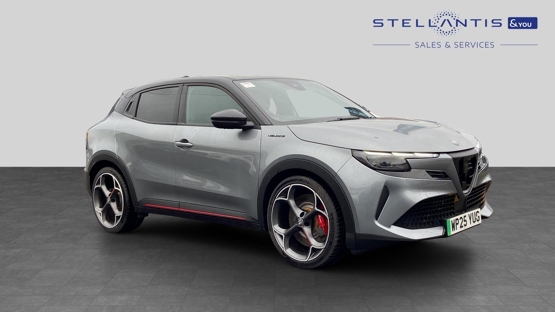 2025 Alfa Romeo Junior