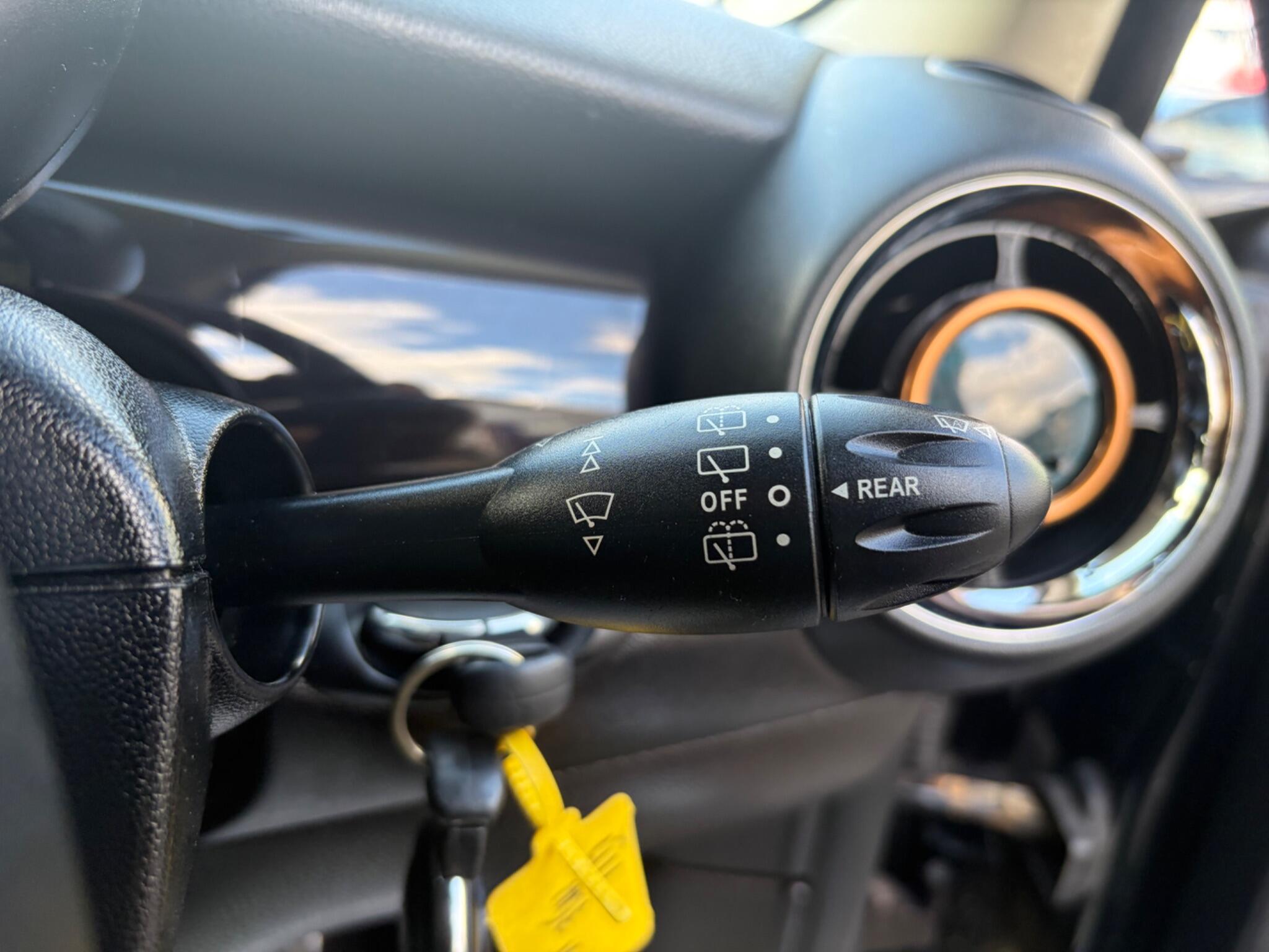Mini Hatch view 45