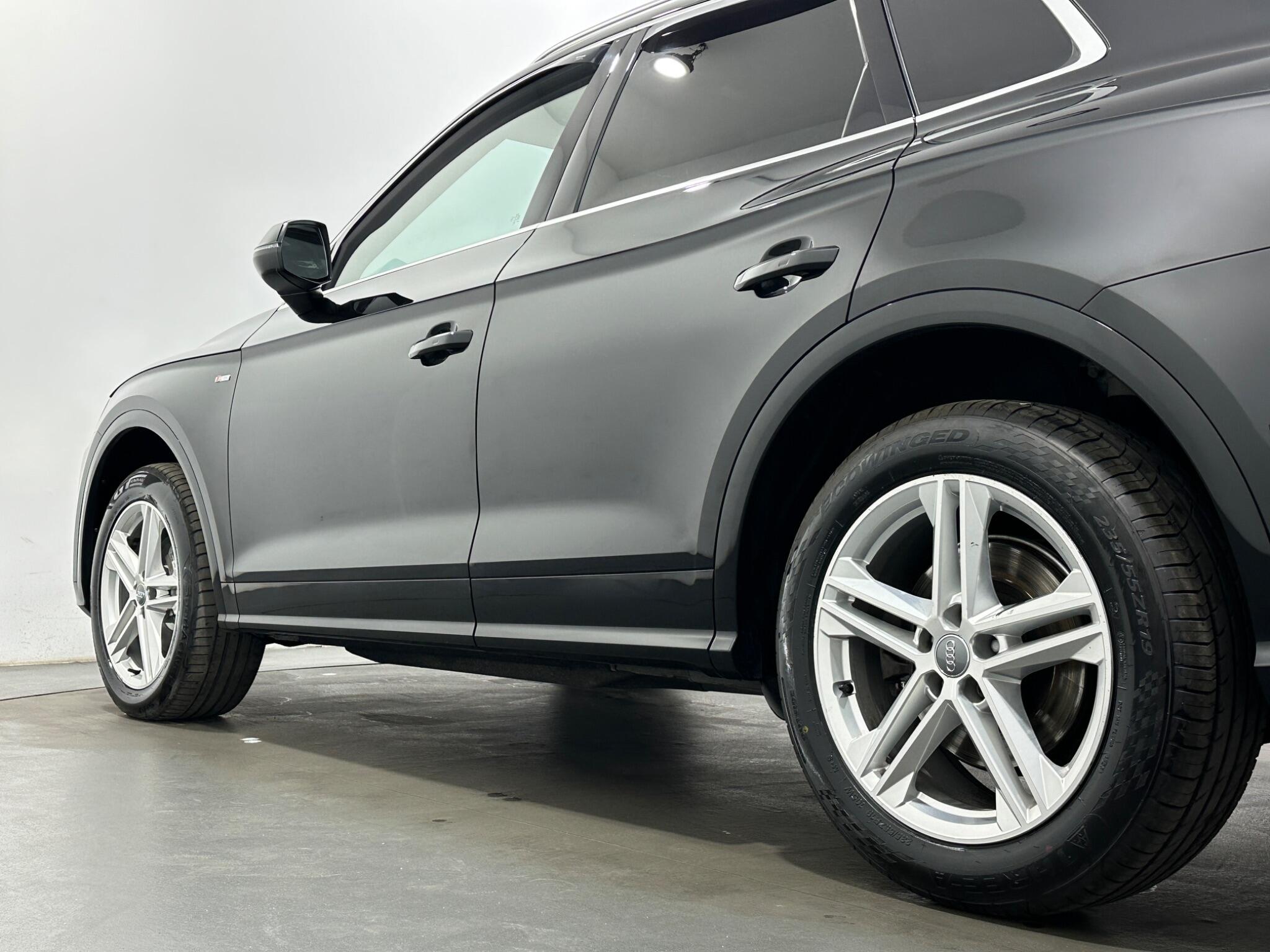 Audi Q5 view 51