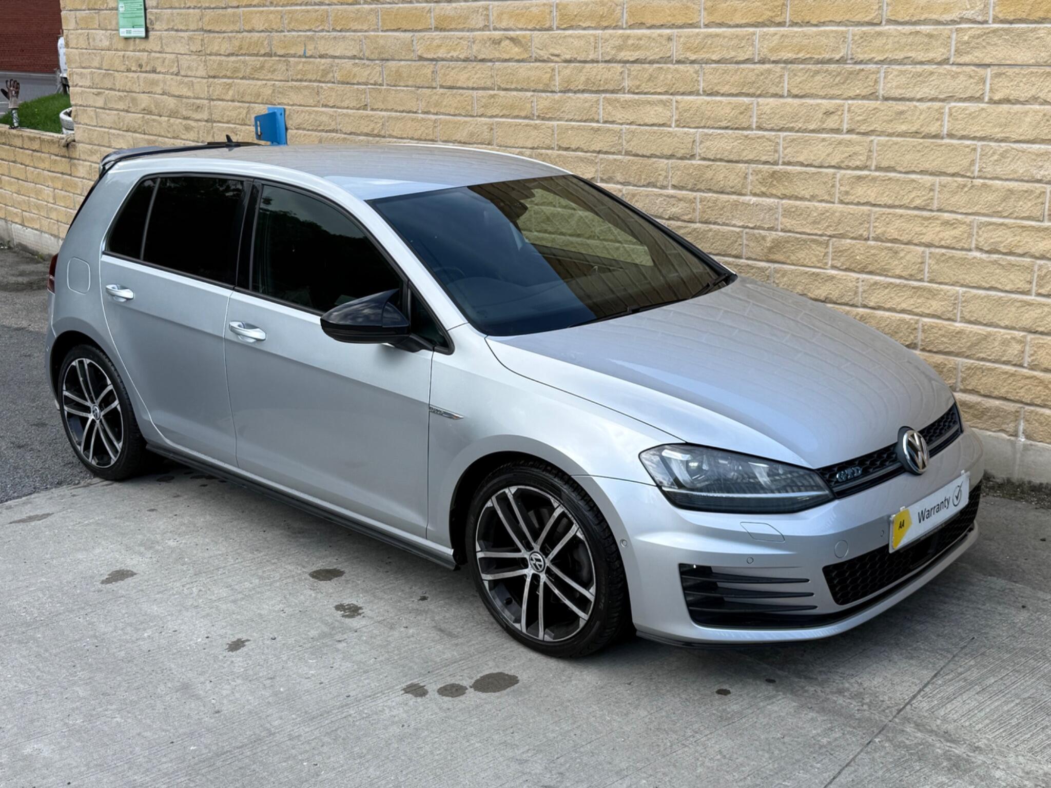 Volkswagen Golf view 9