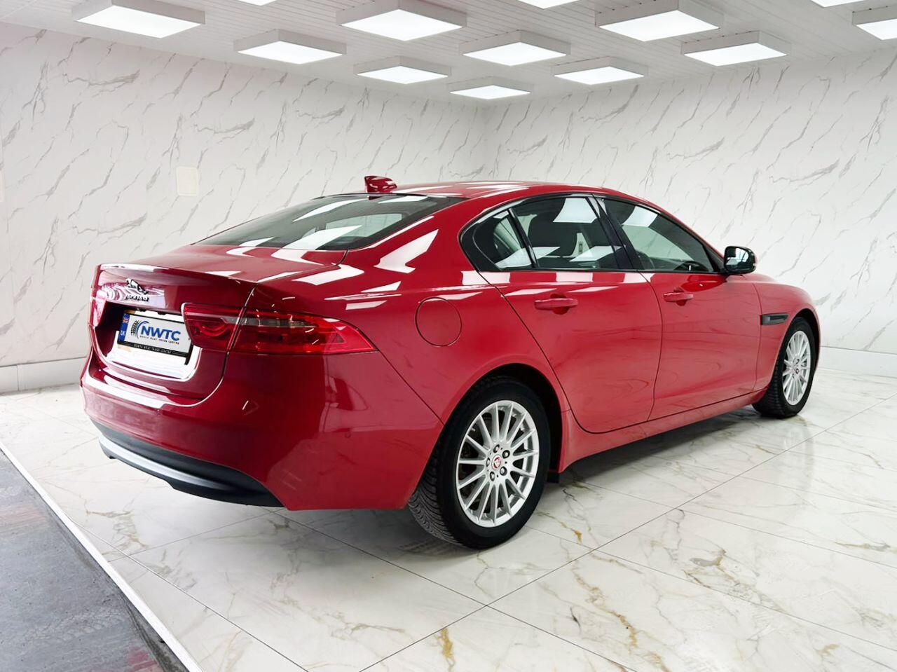 Jaguar Xe view 11