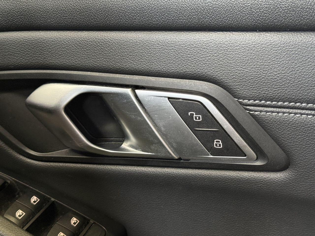 BMW 3 Series view 48
