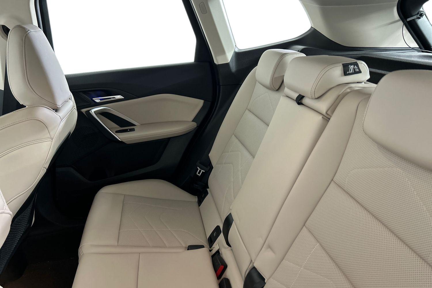 BMW X1 view 13