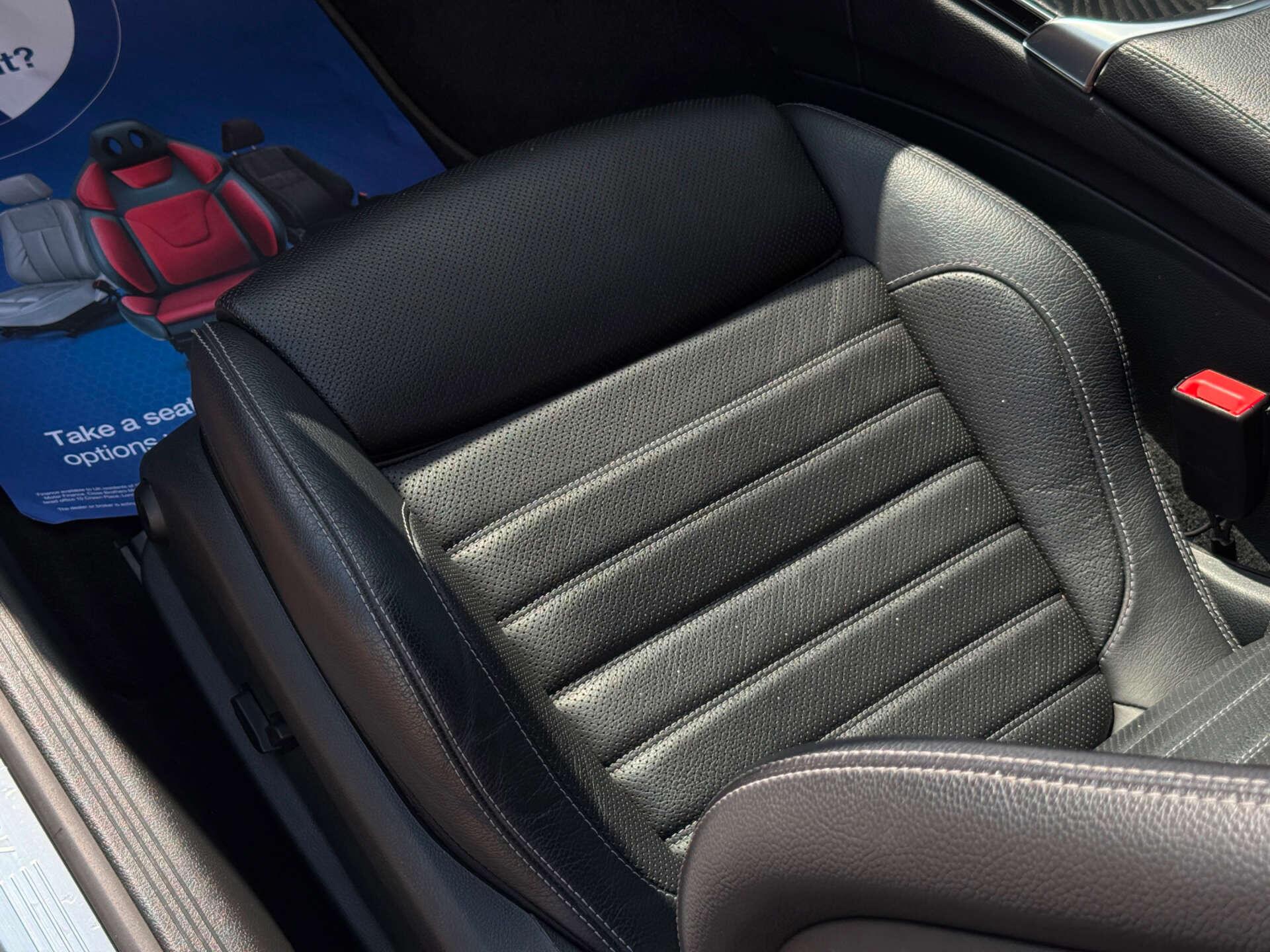 Mercedes-Benz C Class view 34