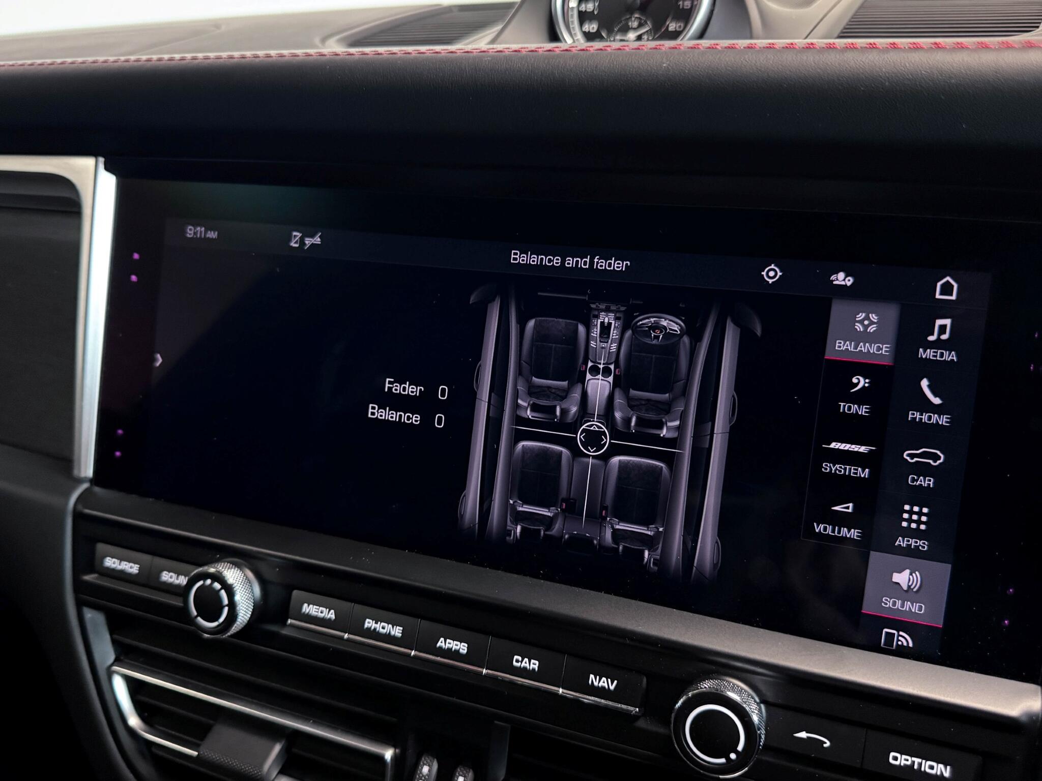 Porsche Macan view 52