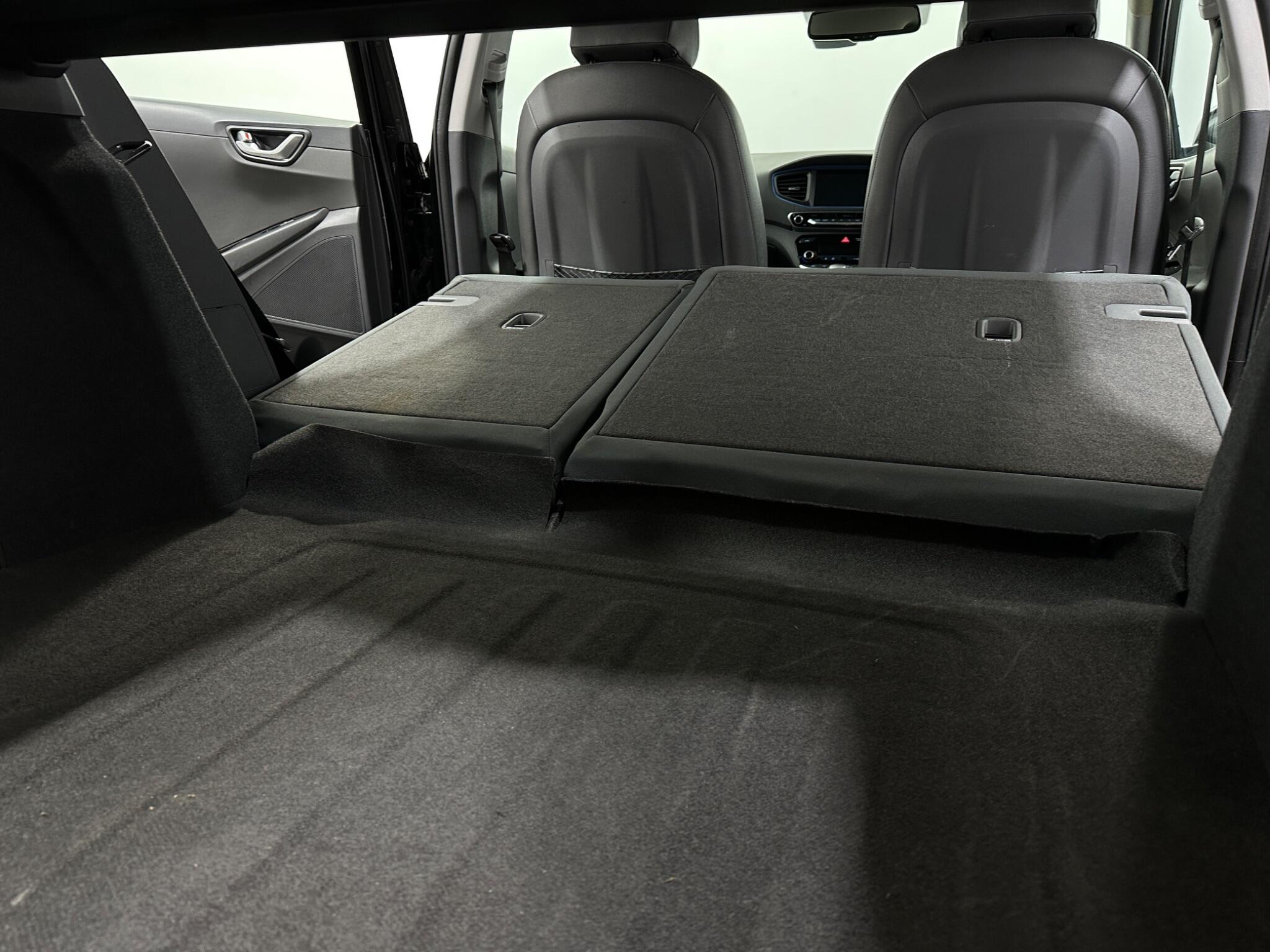 Hyundai IONIQ view 45