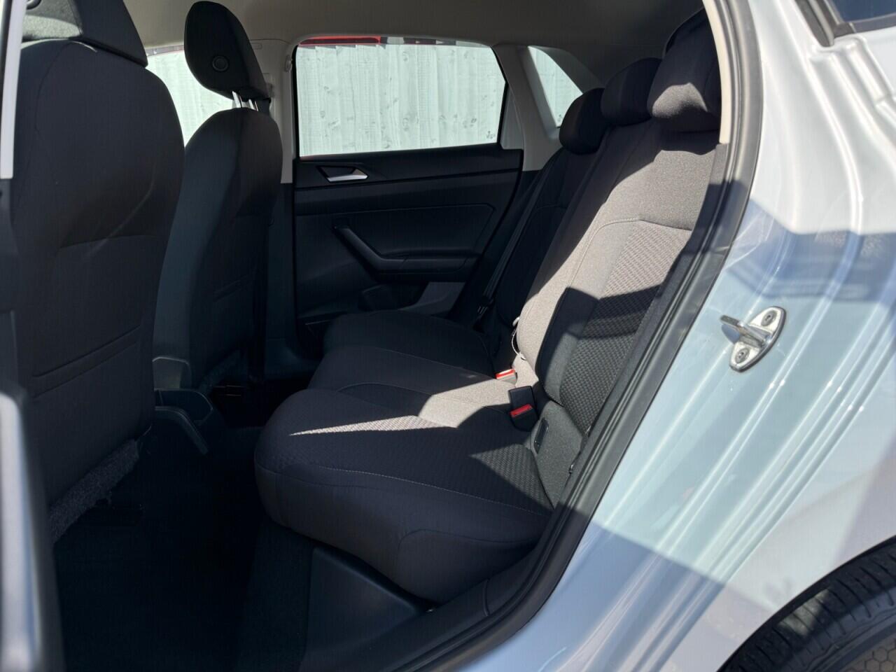 Volkswagen Polo view 28