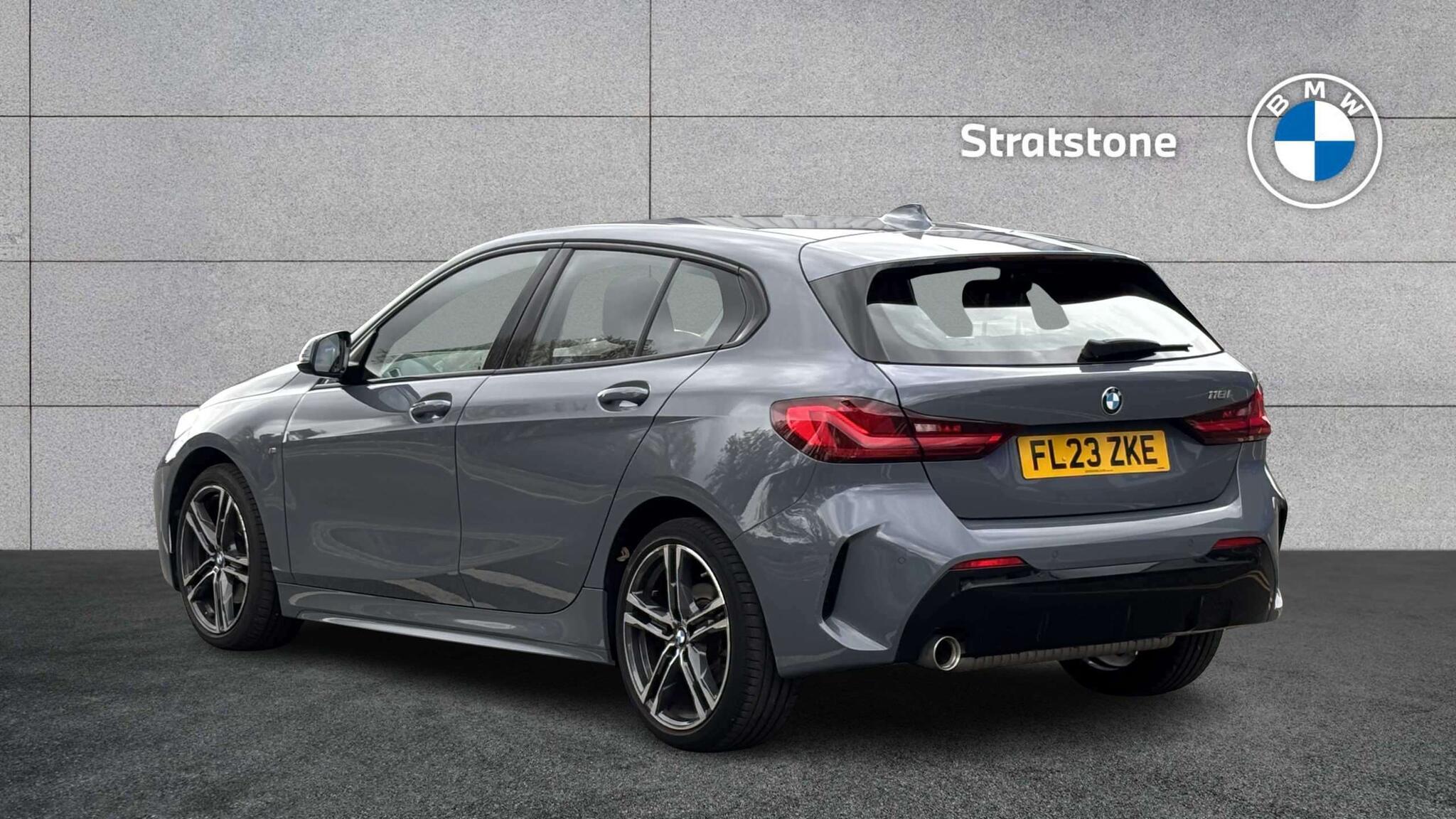 BMW 1 Series view 2