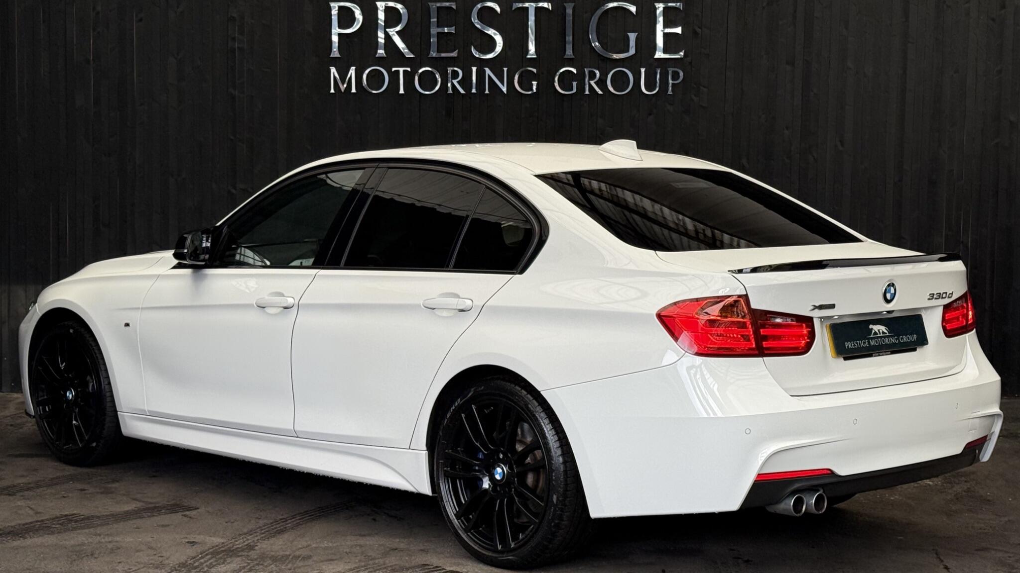 BMW 3 Series view 17