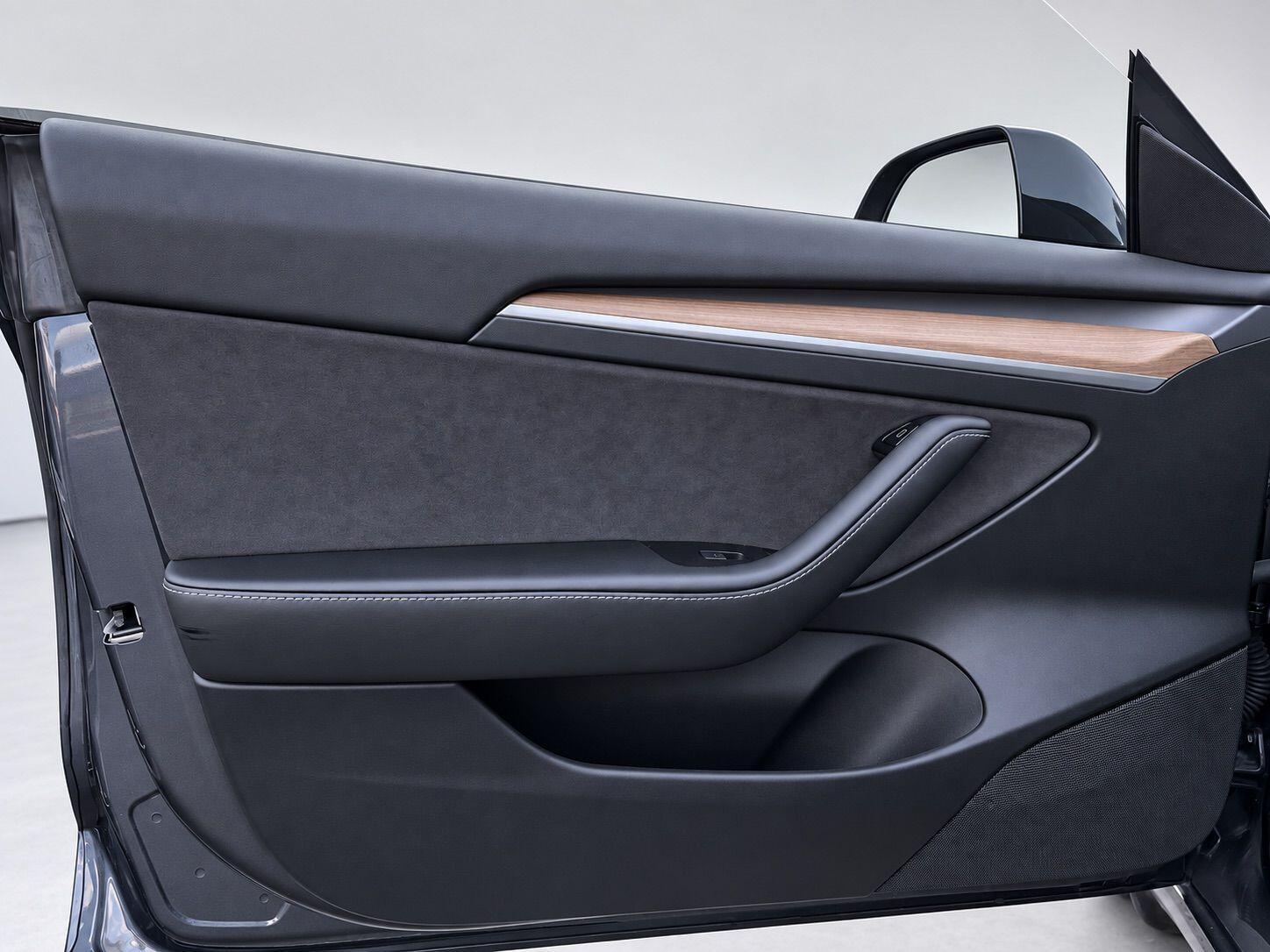 Tesla Model 3 view 30