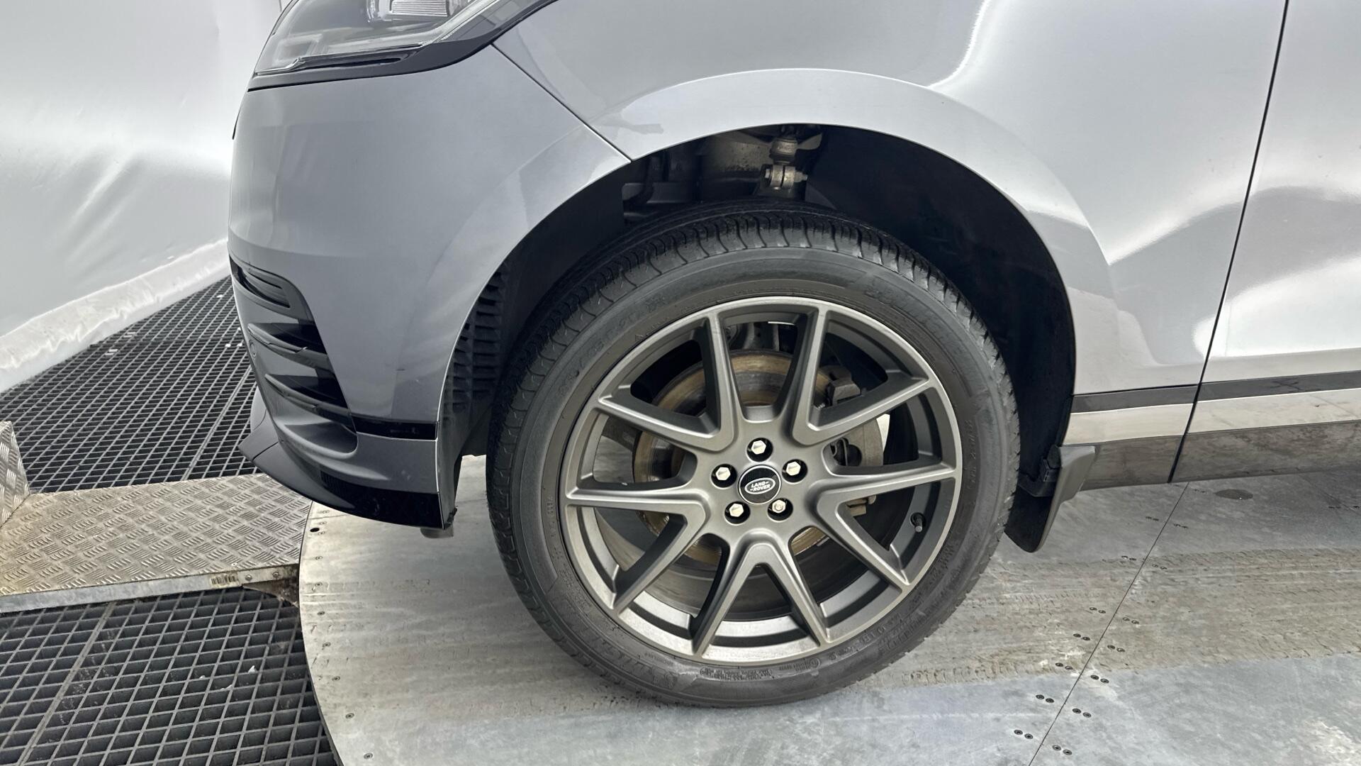 Land Rover Range Rover Velar view 25