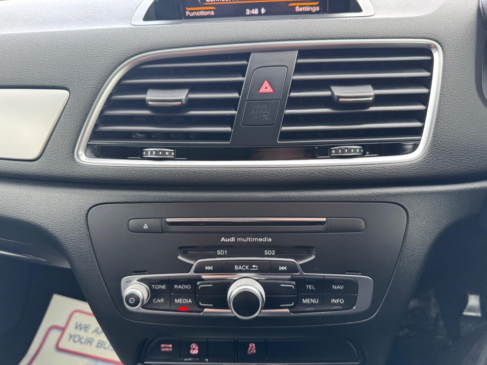 Audi Q3 view 50