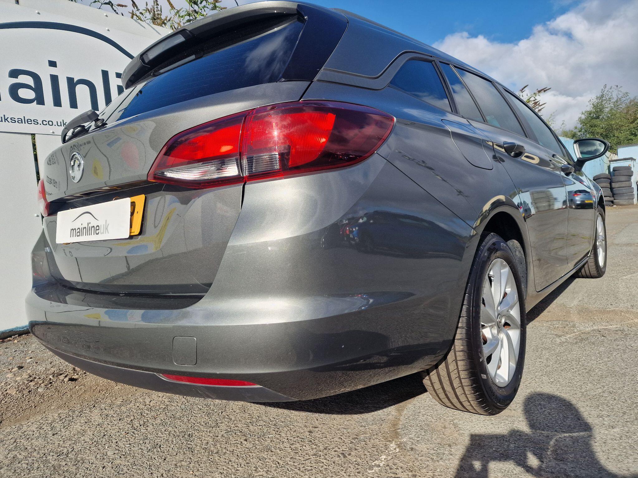 Vauxhall Astra view 53