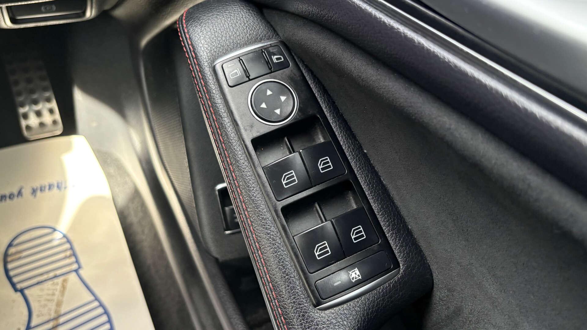 Mercedes-Benz Cla view 22