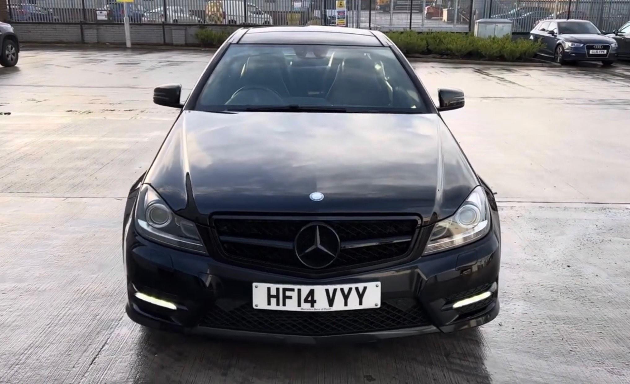 Mercedes-Benz C-Class view 3