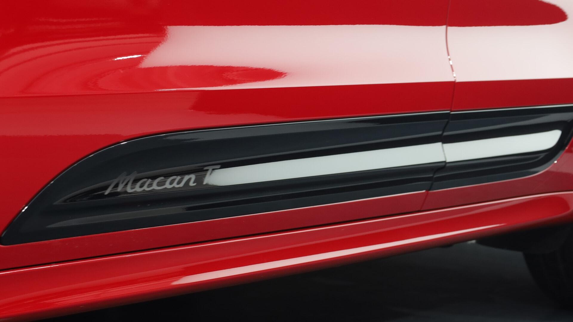 Porsche Macan view 30
