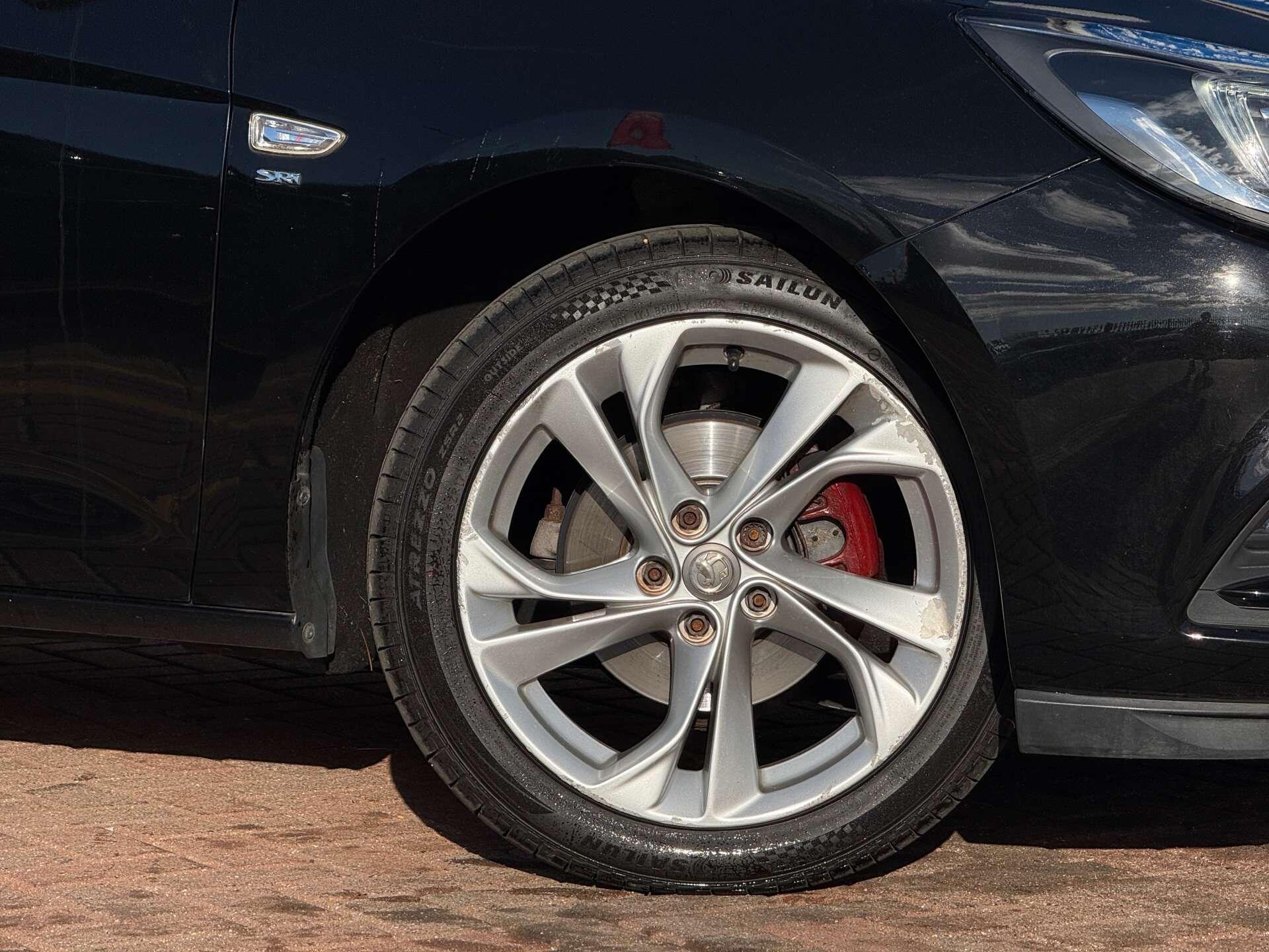 Vauxhall Astra view 13
