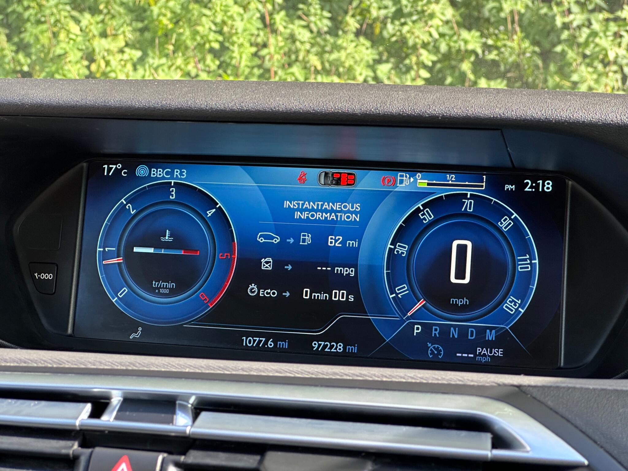 Citroen Grand C4 Picasso view 32