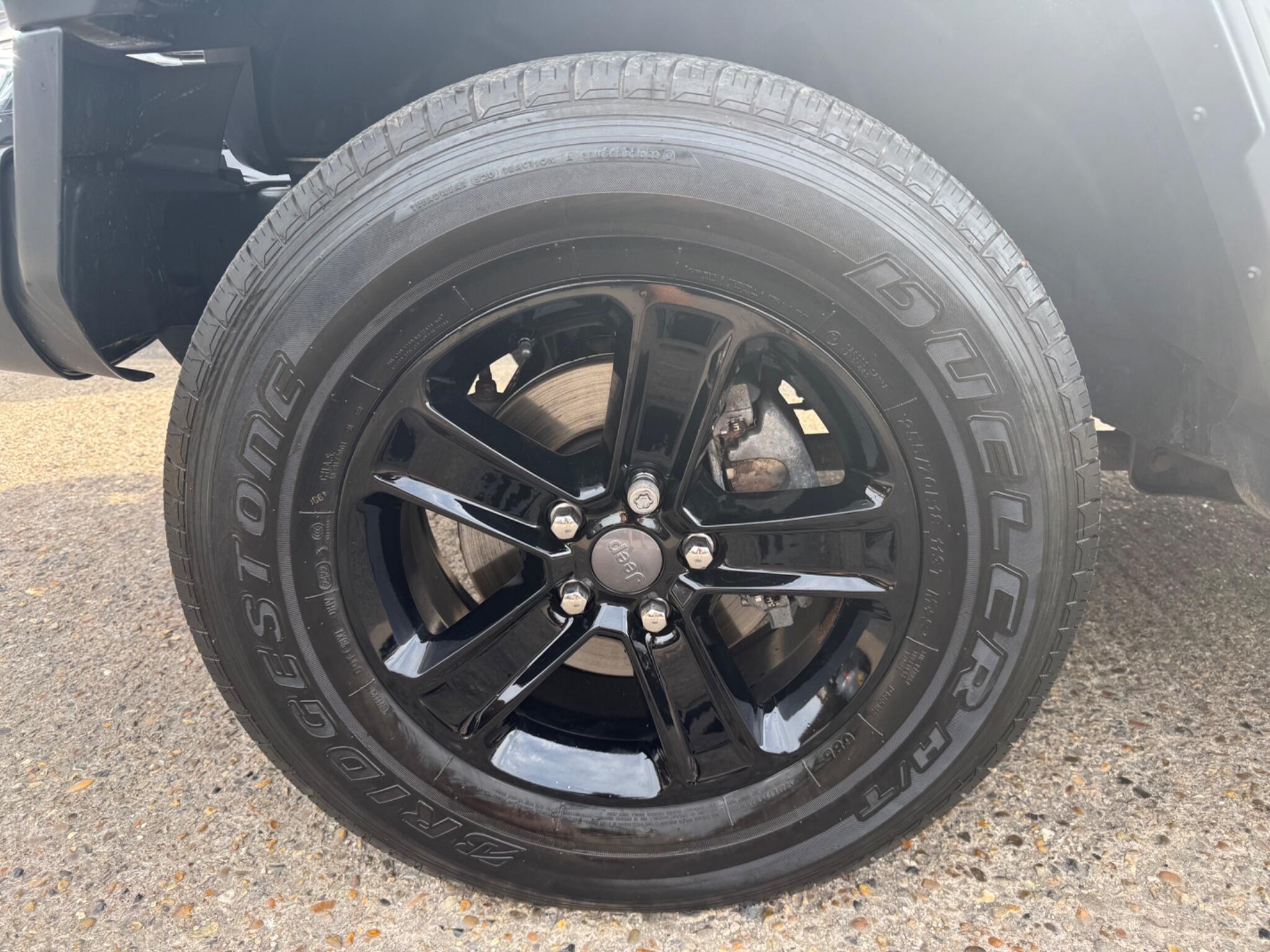 Jeep Wrangler view 39