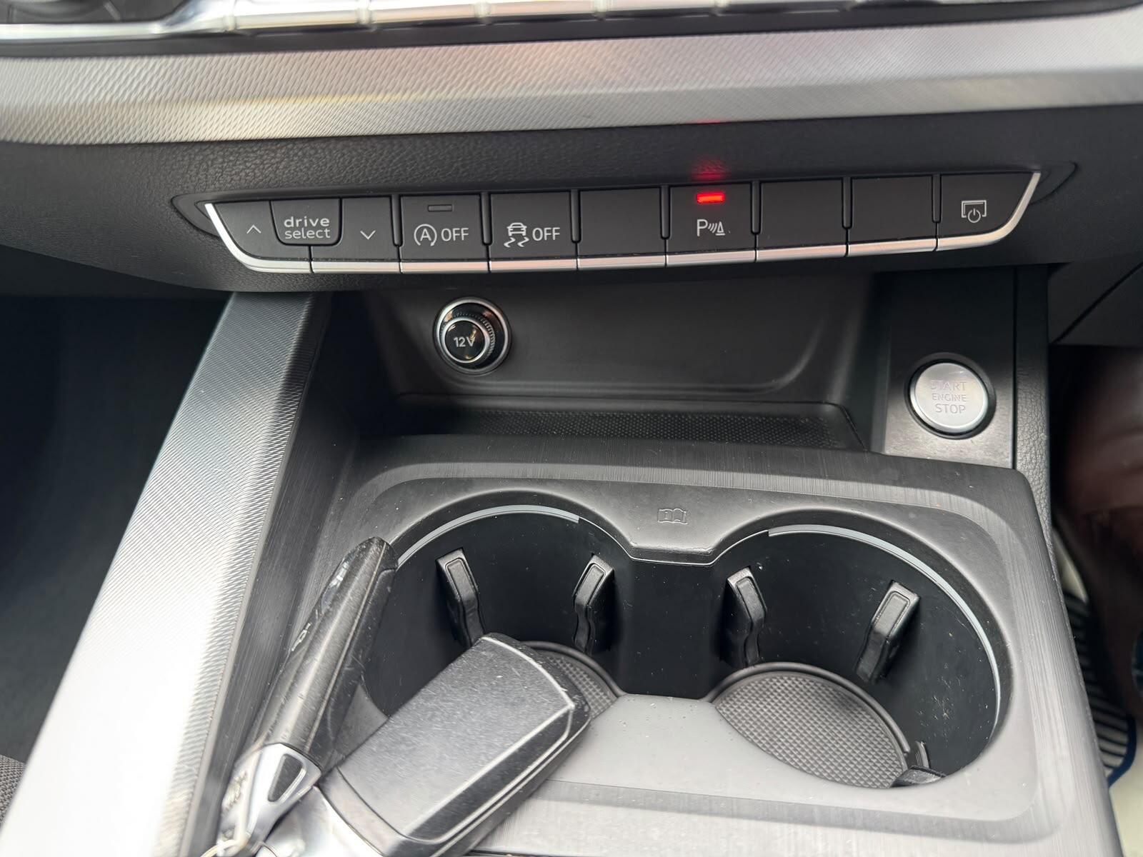 Audi A4 view 46