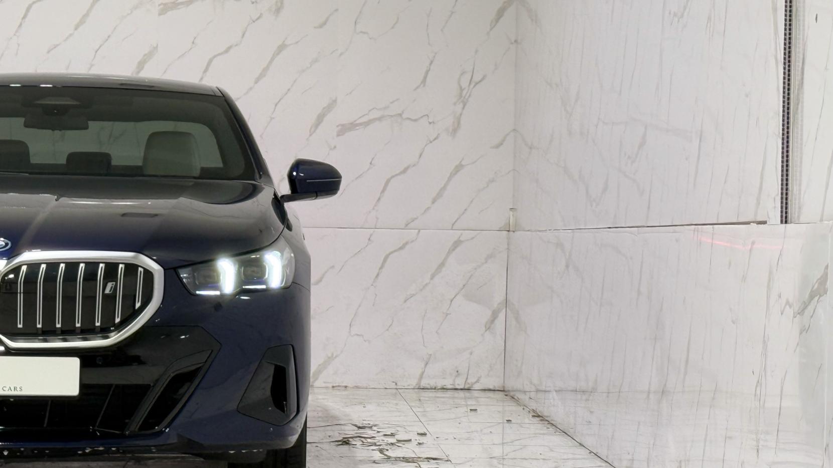 BMW I5 view 38