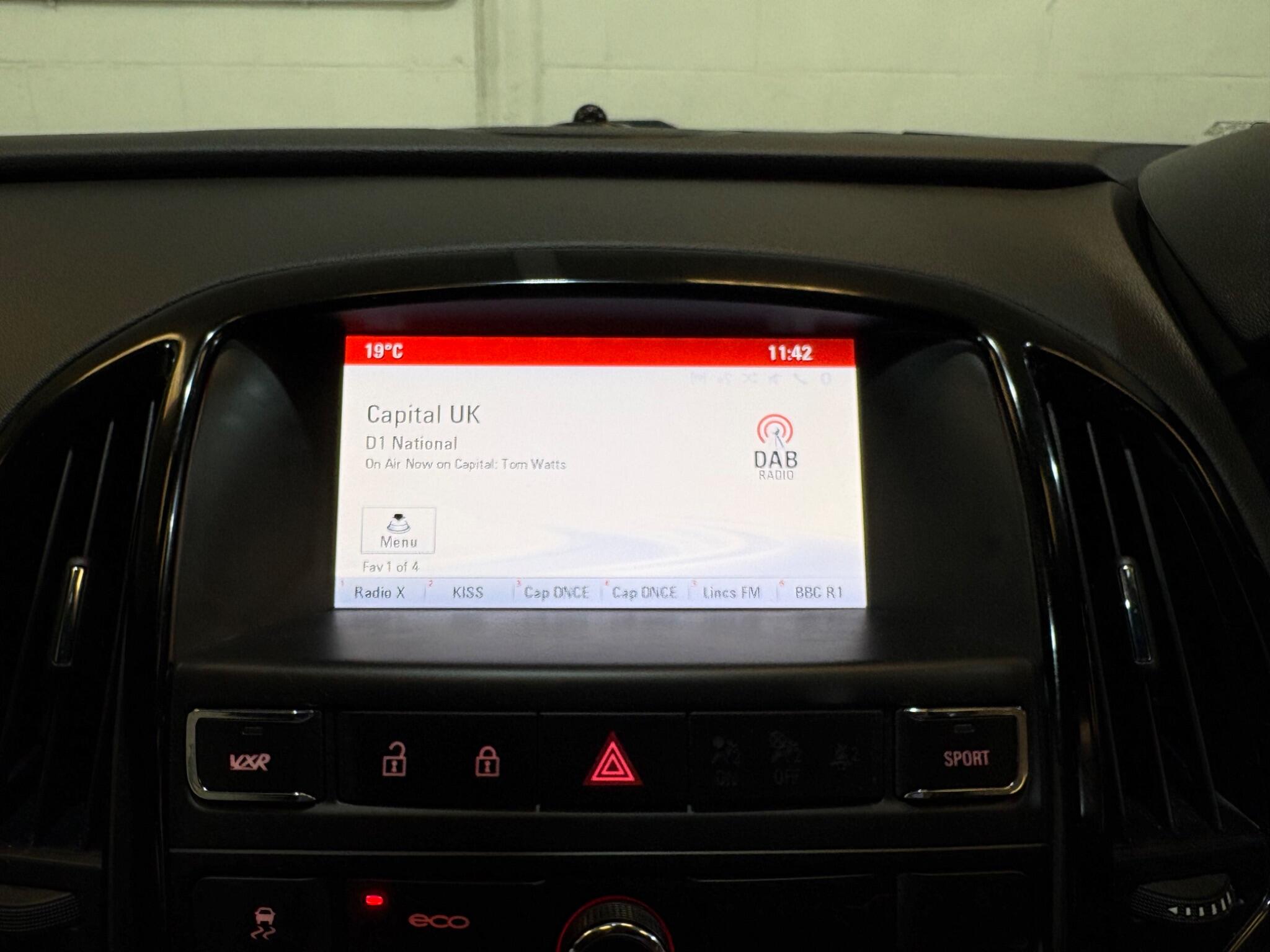 Vauxhall Astra GTC view 40