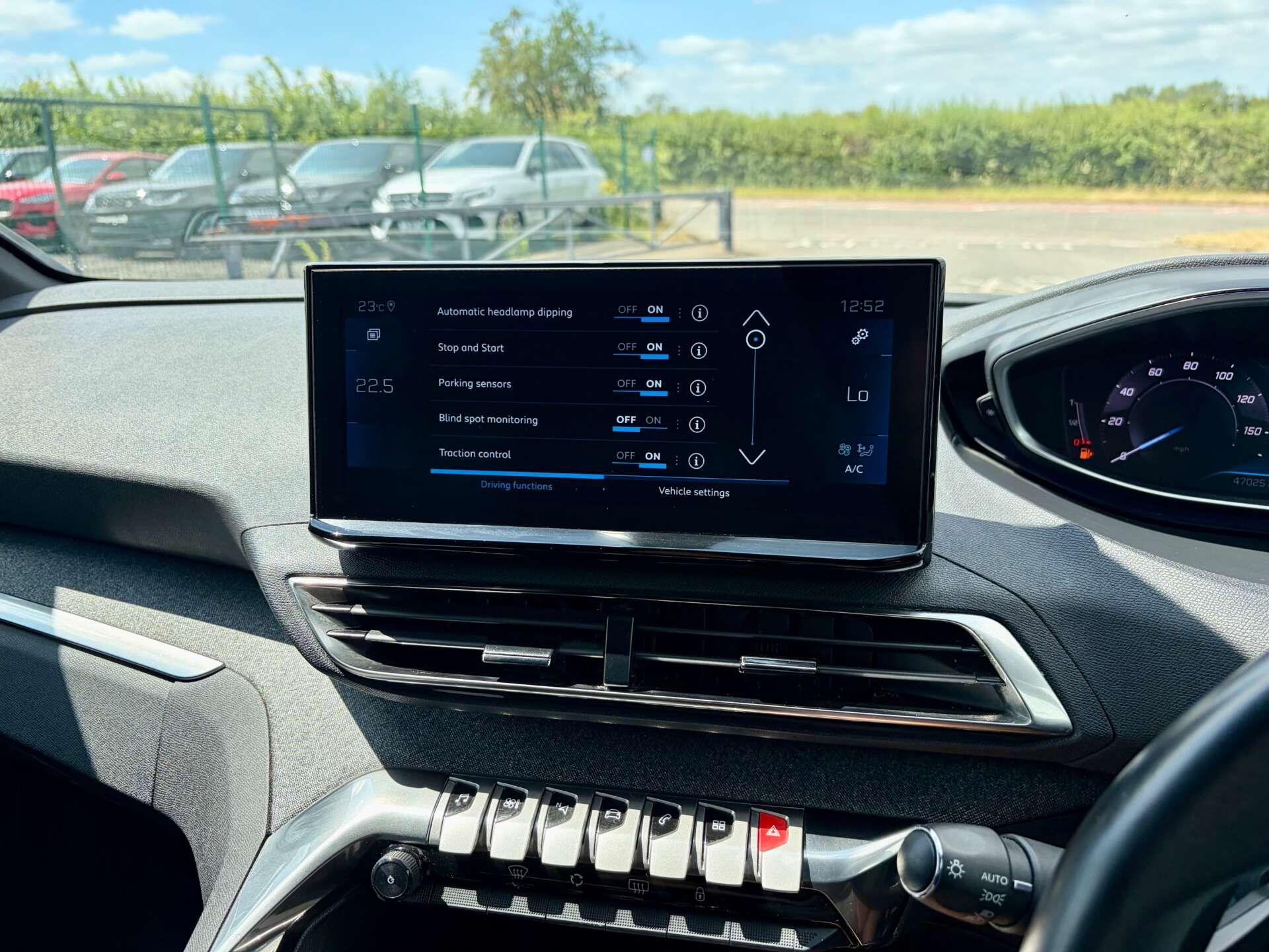 Peugeot 5008 view 48