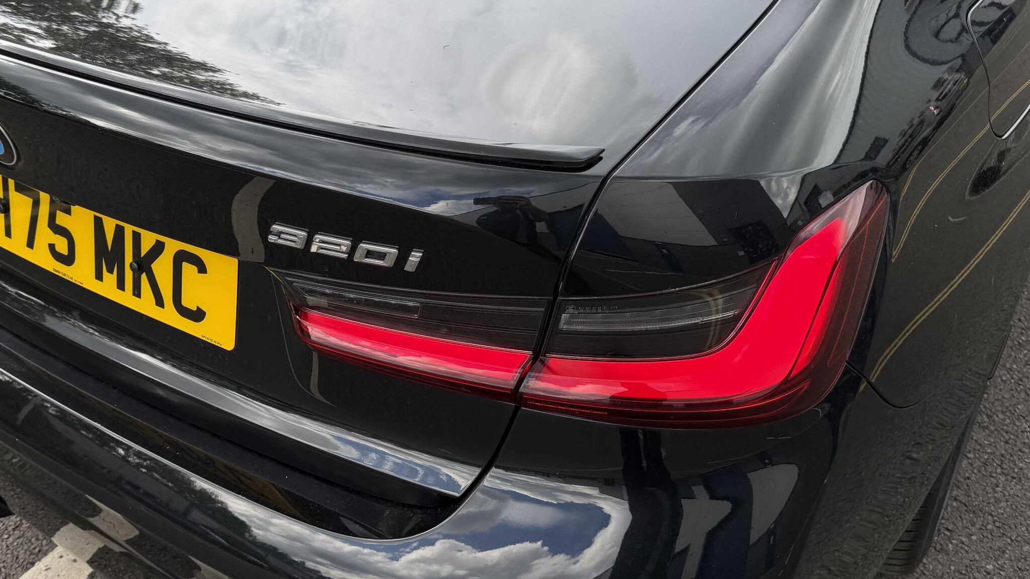BMW 3 Series view 39