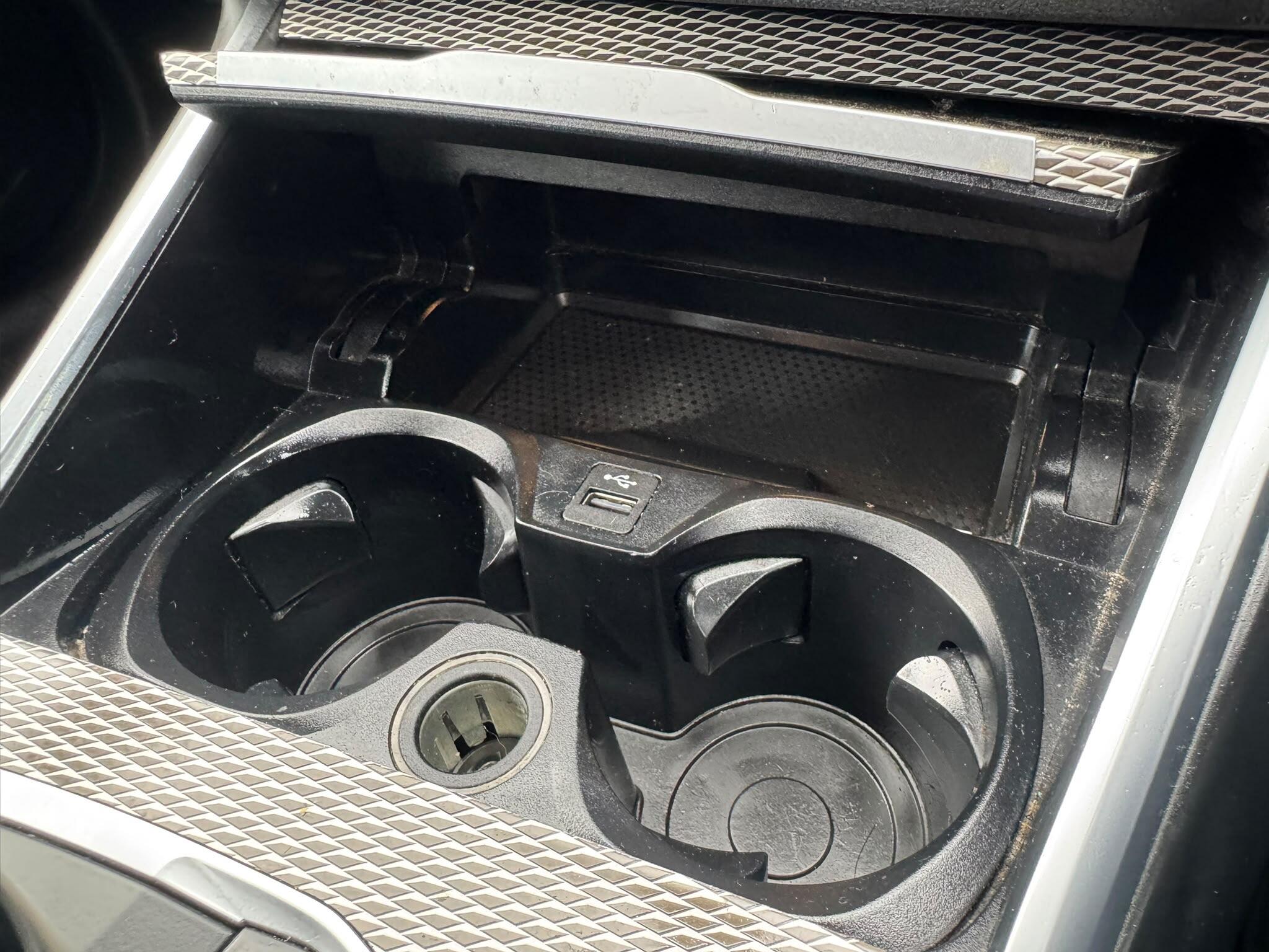 BMW 3 Series view 78