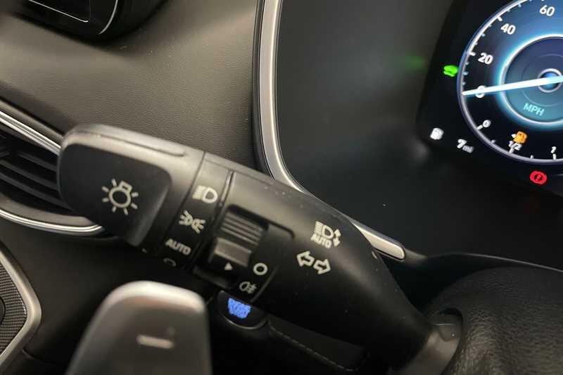 Hyundai Santa Fe view 25