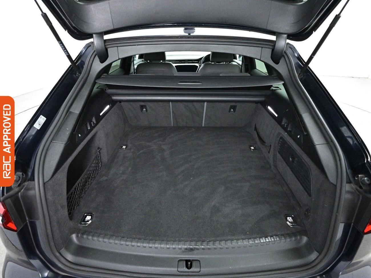 Audi A6 view 29