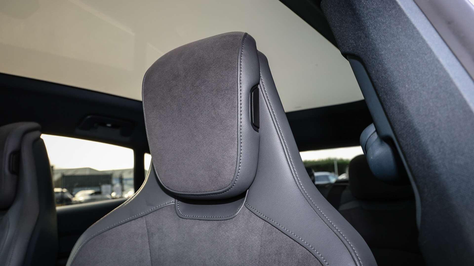Porsche Taycan view 14