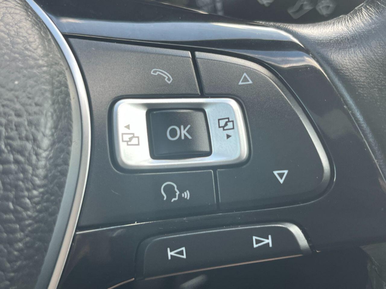 Volkswagen Touran view 29