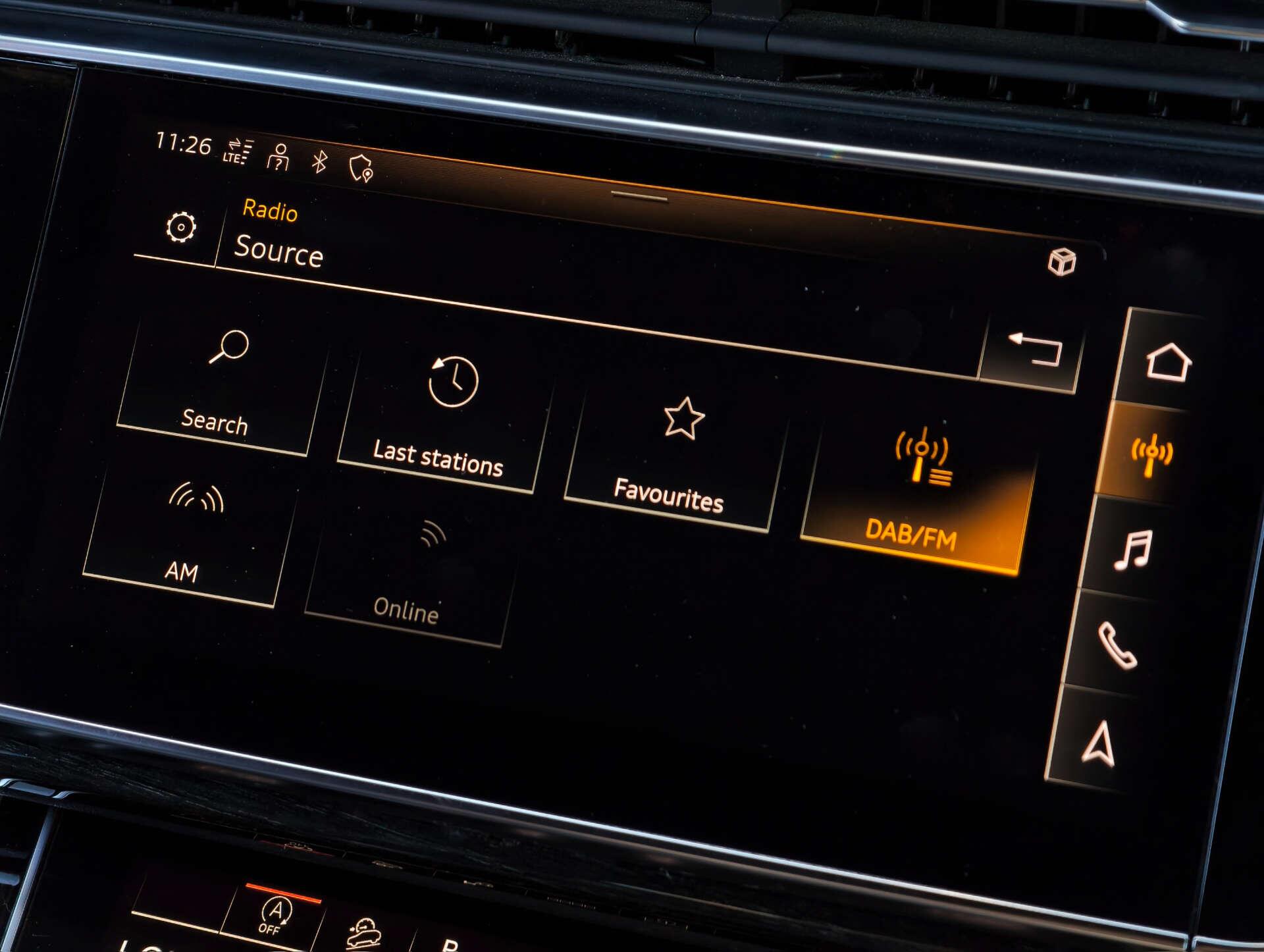 Audi SQ7 view 49
