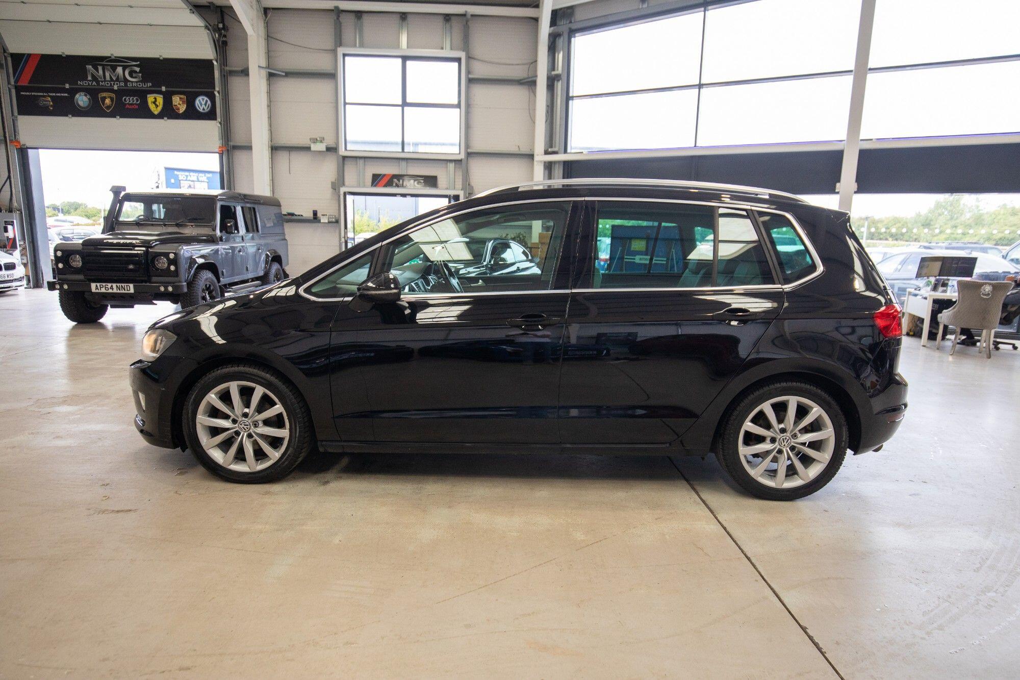 Volkswagen Golf Sportsvan view 33